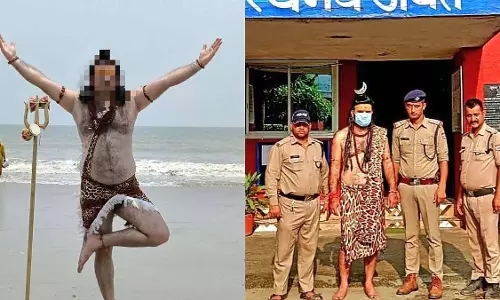 हरिद्वार में शिव का वेश धारण करने वाले बलात्कार आरोपी को पकड़ा गया हरिद्वार में शिव का वेश धारण करने वाले बलात्कार आरोपी को पकड़ा गया