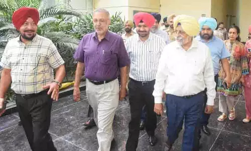 पहली बार, Punjab के मंत्री ने जिम से संबंधित मौतों को रोकने के लिए संयुक्त स्वास्थ्य सलाह जारी की पहली बार, Punjab के मंत्री ने जिम से संबंधित मौतों को रोकने के लिए संयुक्त स्वास्थ्य सलाह जारी की