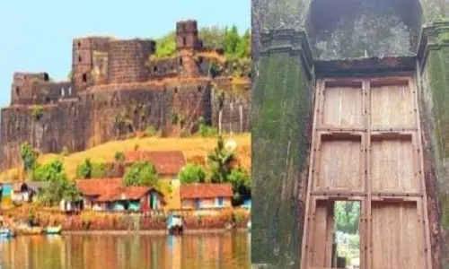 Sindhudurg: विजयदुर्ग किले का मुख्य प्रवेश द्वार बदला जाएगा Sindhudurg: विजयदुर्ग किले का मुख्य प्रवेश द्वार बदला जाएगा