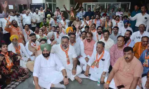 महापौर और BJP पार्षदों के बीच गतिरोध समाप्त