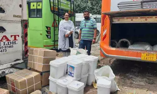 Ludhiana: नकली खोया जब्त होने से मिठाइयों की शुद्धता पर चिंता बढ़ी Ludhiana: नकली खोया जब्त होने से मिठाइयों की शुद्धता पर चिंता बढ़ी
