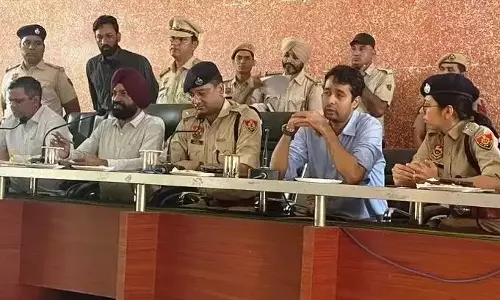 Sirsa: सिरसा में चेयरमैन बलियाला ने एससी-एसटी एक्ट शिकायतों पर विचार किया