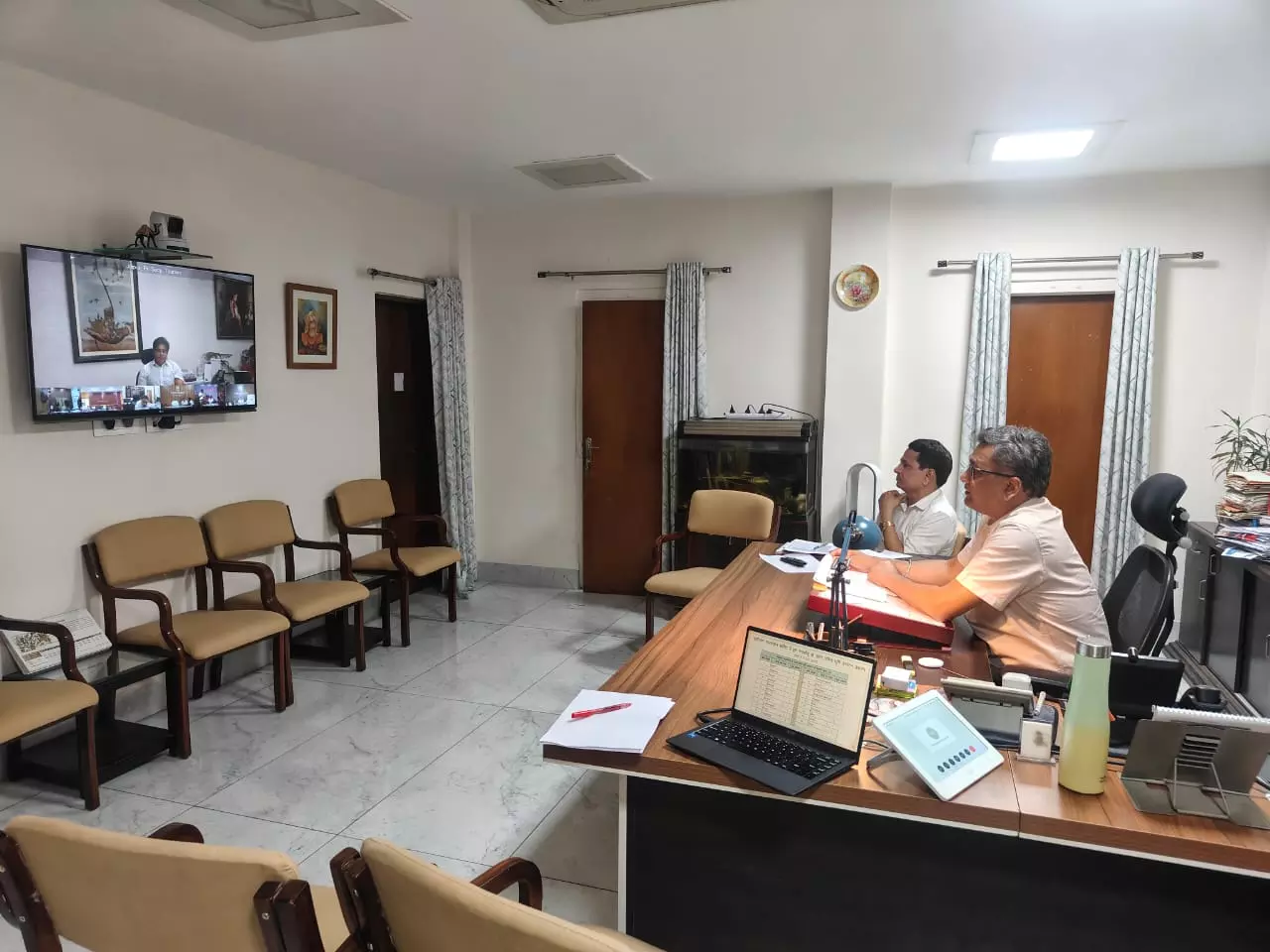 Jaipur: राईजिंग राजस्थान के एमओयू प्रकरणों के त्वरित निस्तारण हेतु समीक्षा Jaipur: राईजिंग राजस्थान के एमओयू प्रकरणों के त्वरित निस्तारण हेतु समीक्षा