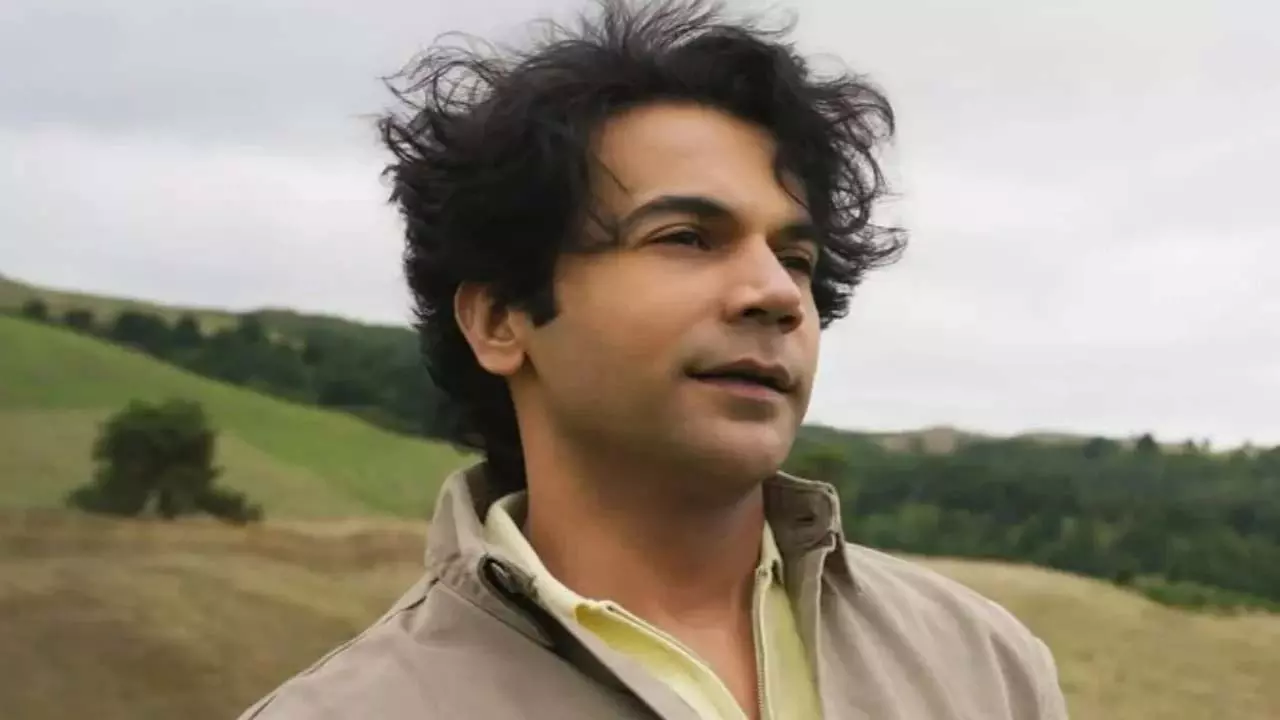 Rajkummar Rao ने बताया कि कैसे बाहरी होने से उनके करियर को मदद मिली Rajkummar Rao ने बताया कि कैसे बाहरी होने से उनके करियर को मदद मिली