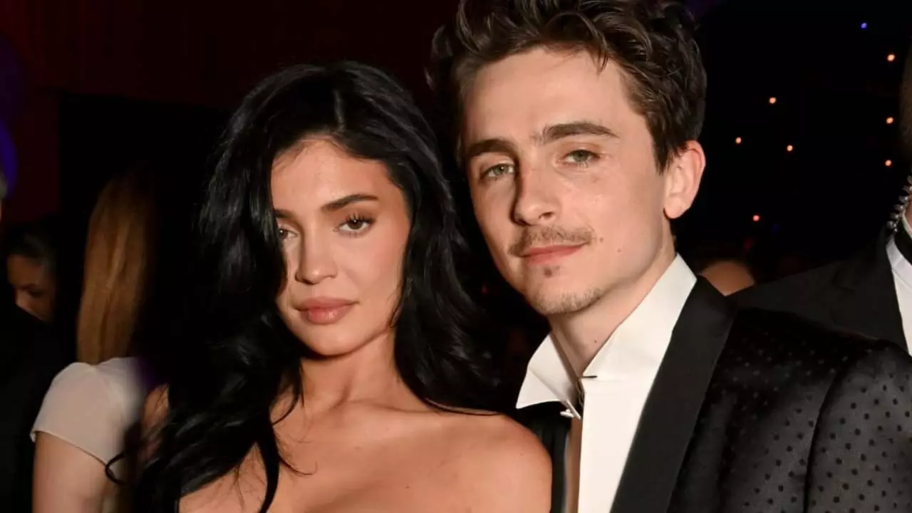 क्या Kylie Jenner ने 2 साल की डेटिंग के बाद टिमोथी चालमेट के साथ अपने ब्रेकअप का संकेत दिया? क्या Kylie Jenner ने 2 साल की डेटिंग के बाद टिमोथी चालमेट के साथ अपने ब्रेकअप का संकेत दिया?