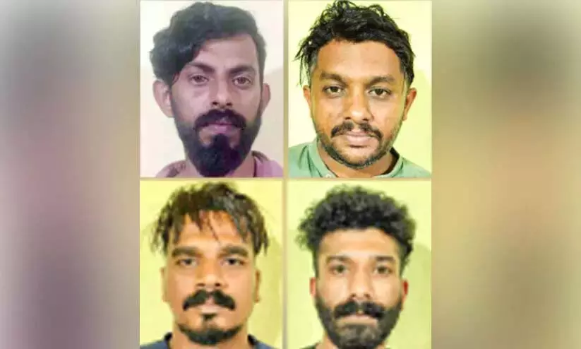 Kerala : युवक को कार से टक्कर मारने के मामले में चार गिरफ्तार Kerala : युवक को कार से टक्कर मारने के मामले में चार गिरफ्तार