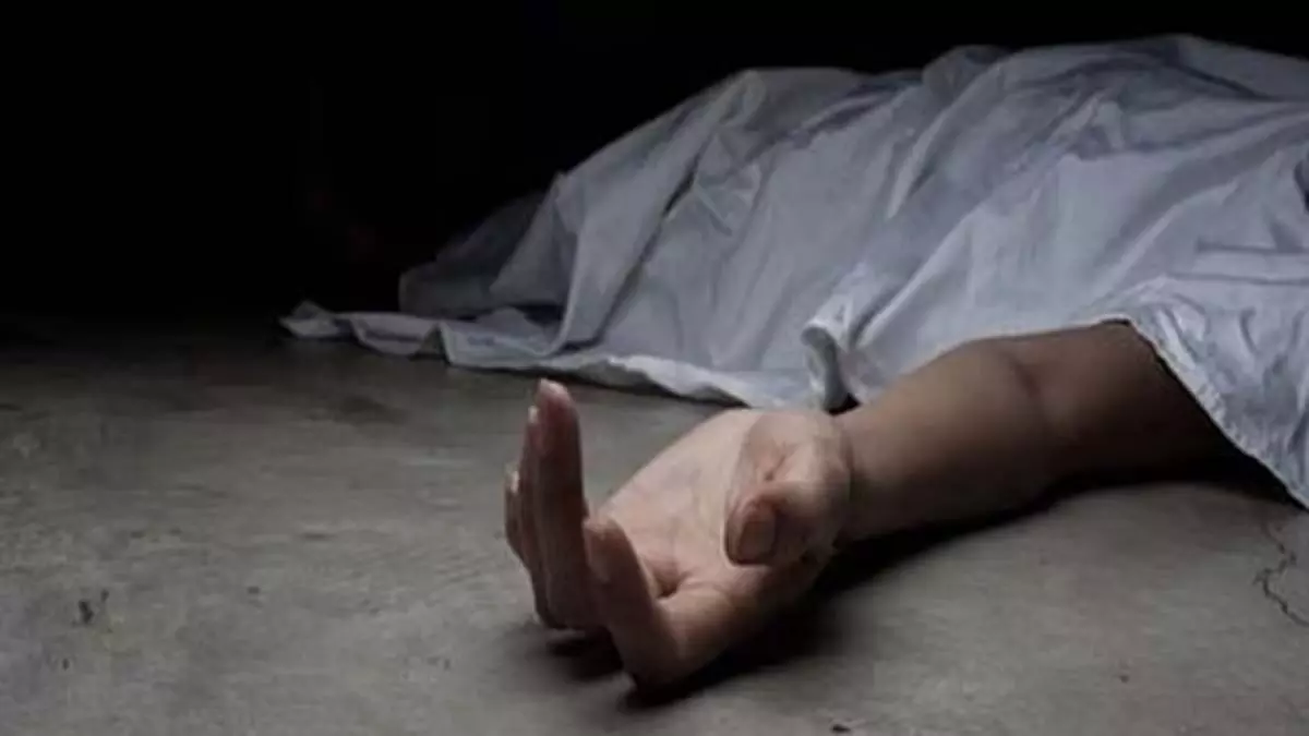गोलीबारी में एक व्यक्ति की मौत, एक घायल गोलीबारी में एक व्यक्ति की मौत, एक घायल