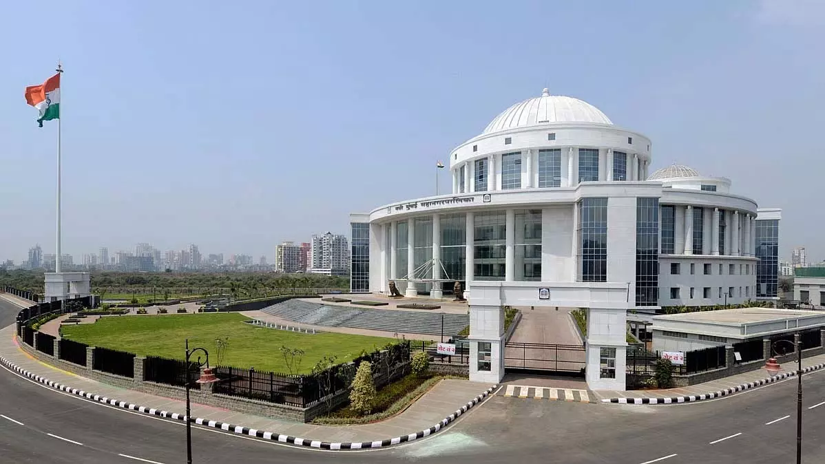 नवी मुंबई : NMMC ने पानी बिल बकाएदारों पर कार्रवाई की नवी मुंबई : NMMC ने पानी बिल बकाएदारों पर कार्रवाई की