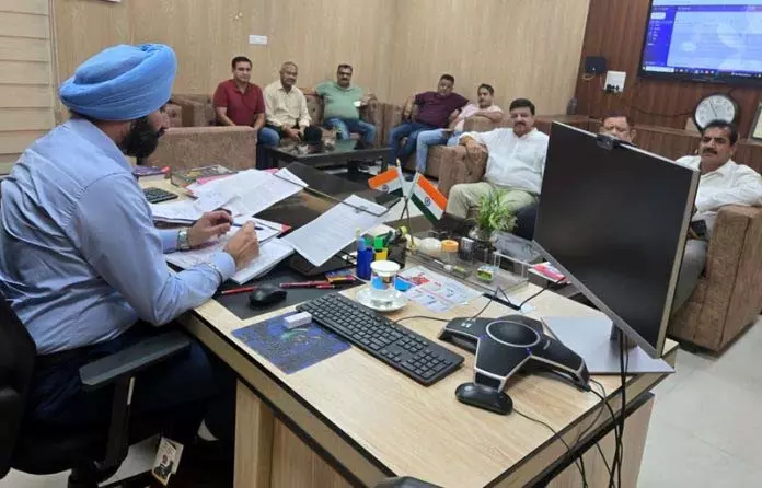 JCCI प्रतिनिधिमंडल ने श्रम आयुक्त से मुलाकात की JCCI प्रतिनिधिमंडल ने श्रम आयुक्त से मुलाकात की