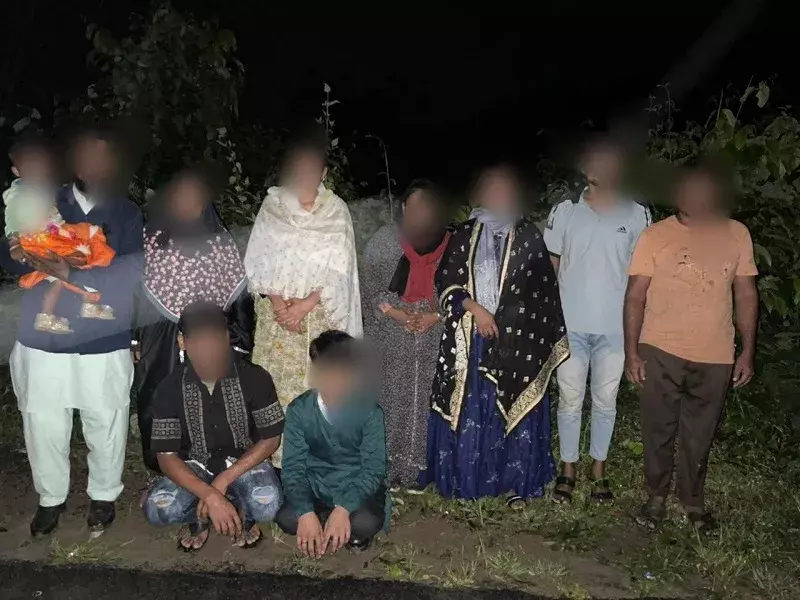 Assam पुलिस ने 10 अवैध बांग्लादेशी घुसपैठियों को वापस खदेड़ा: सीएम सरमा