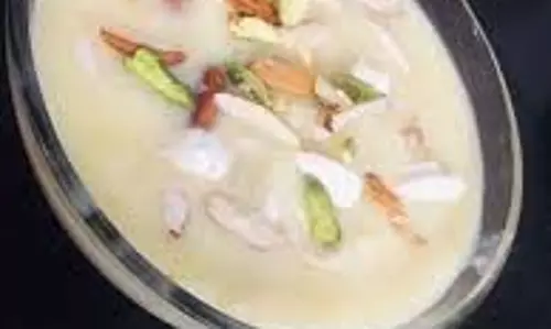coconut rabri:रक्षाबंधन पर बनाएं स्वादिष्ट नारियल रबड़ी coconut rabri:रक्षाबंधन पर बनाएं स्वादिष्ट नारियल रबड़ी