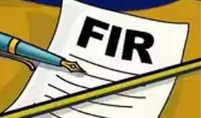 Rampur: पति को धोखा दे रही पत्नी के पड़ोसी से इश्क़, शिकायत पर हंगामा, रिपोर्ट दर्ज