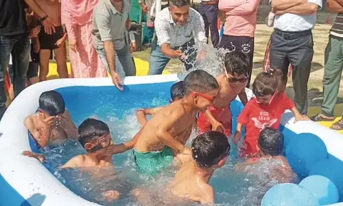 स्कूलों में बुनियादी ढांचे की कमी के बावजूद, जीएमएस हैमरे उत्कृष्टता के साथ आगे स्कूलों में बुनियादी ढांचे की कमी के बावजूद, जीएमएस हैमरे उत्कृष्टता के साथ आगे