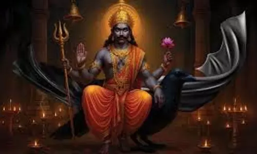Shani Purnima 2025: शनि की कृपा पाने का दुर्लभ संयोग, जानें पूजा विधि और उपाय। Shani Purnima 2025: शनि की कृपा पाने का दुर्लभ संयोग, जानें पूजा विधि और उपाय।