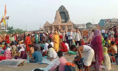 MP : सीहोर के कुबेरेश्वर धाम से 20 से अधिक लोगों के लापता होने की सूचना है MP : सीहोर के कुबेरेश्वर धाम से 20 से अधिक लोगों के लापता होने की सूचना है