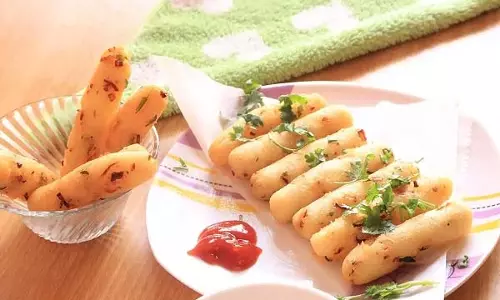 Recipe: ये स्वादिष्ट क्रिस्पी पोटैटो फिंगर्स बनाकर बच्चों को खिलाएं