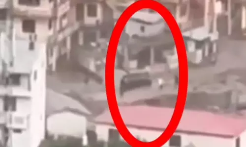 Uttarkashi: बादल फटने के बाद संभल के दो युवक लापता, तलाश जारी Uttarkashi: बादल फटने के बाद संभल के दो युवक लापता, तलाश जारी