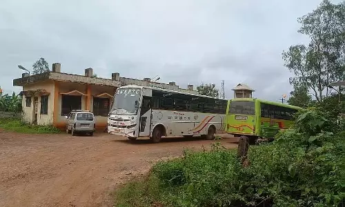 Mundagoda : बस स्टैंड प्रवेश द्वार की मंजूरी Mundagoda : बस स्टैंड प्रवेश द्वार की मंजूरी