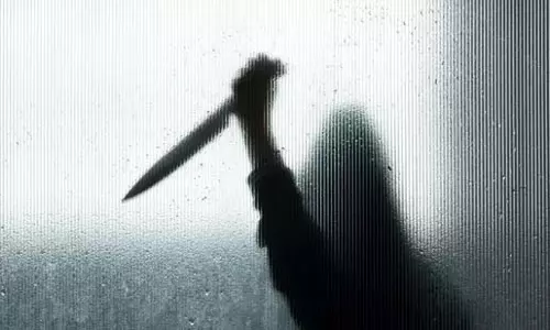 Bengaluru : ऑनलाइन गेम के पैसे के लिए चाचा ने किशोर की हत्या की Bengaluru : ऑनलाइन गेम के पैसे के लिए चाचा ने किशोर की हत्या की