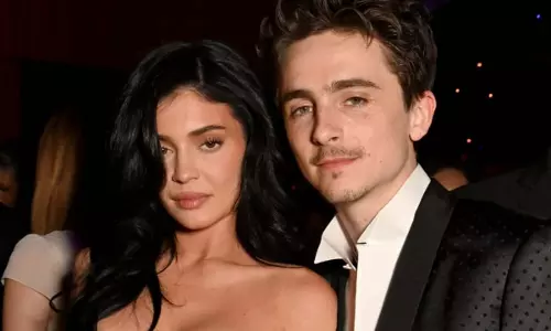 क्या Kylie Jenner ने 2 साल की डेटिंग के बाद टिमोथी चालमेट के साथ अपने ब्रेकअप का संकेत दिया? क्या Kylie Jenner ने 2 साल की डेटिंग के बाद टिमोथी चालमेट के साथ अपने ब्रेकअप का संकेत दिया?