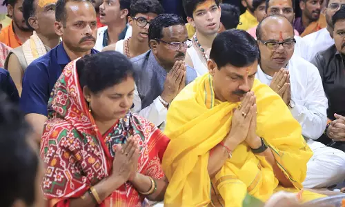 मुख्यमंत्री ने रक्षाबंधन की शुभकामनाएं दीं, महाकालेश्वर मंदिर में पूजा की