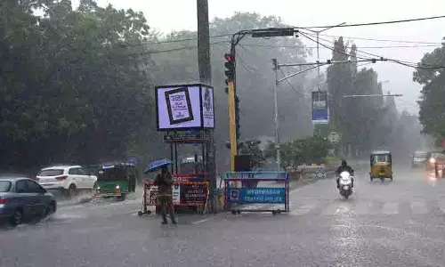 Hyderabad में आज हल्की बारिश और गरज के साथ छींटे पड़ने की संभावना Hyderabad में आज हल्की बारिश और गरज के साथ छींटे पड़ने की संभावना