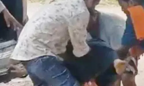 एसपी साहब की नजर घायल लोगों पर पड़ी, समय रहते पहुंचाया हॉस्पिटल एसपी साहब की नजर घायल लोगों पर पड़ी, समय रहते पहुंचाया हॉस्पिटल