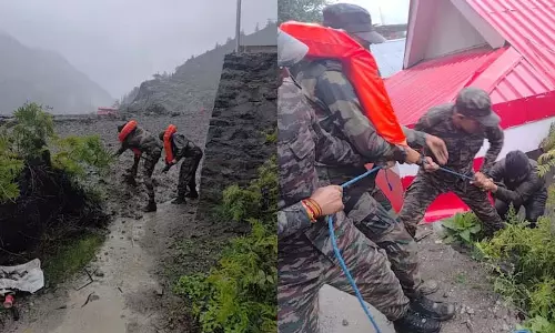 Uttarakhand के मुख्यमंत्री ने धराली आपदा पीड़ितों के लिए 5 लाख रुपये की सहायता की घोषणा की Uttarakhand के मुख्यमंत्री ने धराली आपदा पीड़ितों के लिए 5 लाख रुपये की सहायता की घोषणा की