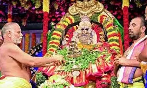 Varalakshmi में वरलक्ष्मी व्रत धूमधाम से मनाया गया Varalakshmi में वरलक्ष्मी व्रत धूमधाम से मनाया गया