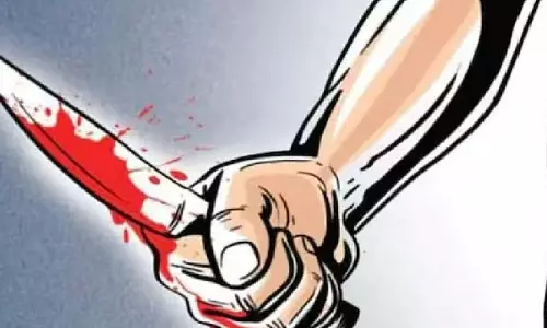 ऑनलाइन गेम की लत: पैसों के लिए तंग करने पर 14 साल के लड़के की चाकू मारकर हत्या ऑनलाइन गेम की लत: पैसों के लिए तंग करने पर 14 साल के लड़के की चाकू मारकर हत्या