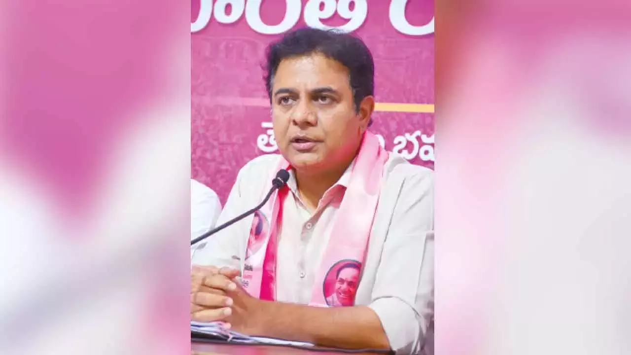 KTR ने बंदी संजय को दी चेतावनी, माफी मांगें या कानूनी कार्रवाई का सामना करें