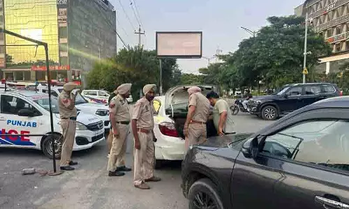 Amritsar में आपराधिक तत्वों पर लगाम लगाने के लिए सुरक्षा कड़ी, रात्रिकालीन अभियान चलाया जाएगा Amritsar में आपराधिक तत्वों पर लगाम लगाने के लिए सुरक्षा कड़ी, रात्रिकालीन अभियान चलाया जाएगा