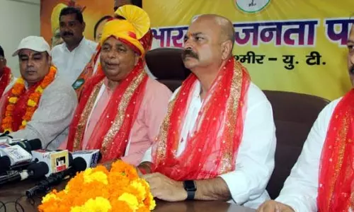 SAT ने NC से जनता के सामने अपने 9 महीने के शासन का रिपोर्ट कार्ड पेश करने को कहा SAT ने NC से जनता के सामने अपने 9 महीने के शासन का रिपोर्ट कार्ड पेश करने को कहा