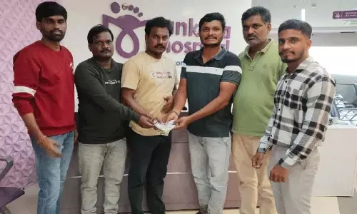 लिटिल सोल्जर्स टीम ने बच्चे के इलाज के लिए वित्तीय सहायता प्रदान की लिटिल सोल्जर्स टीम ने बच्चे के इलाज के लिए वित्तीय सहायता प्रदान की
