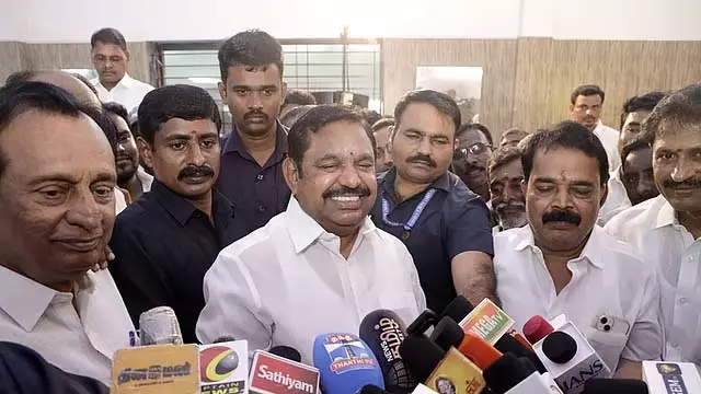 MGR की आलोचना करने वाले राजनीति से गायब हो जाएंगे : एडप्पादी पलानीस्वामी MGR की आलोचना करने वाले राजनीति से गायब हो जाएंगे : एडप्पादी पलानीस्वामी