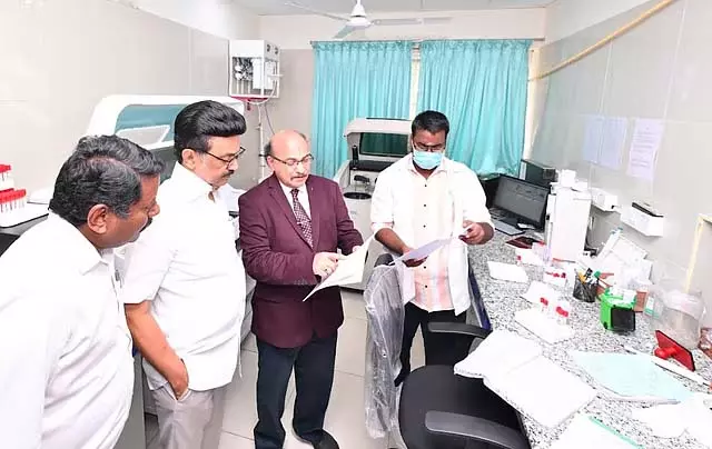 मुख्यमंत्री स्टालिन ने गिंडी कलैग्नार शताब्दी अस्पताल का औचक निरीक्षण किया मुख्यमंत्री स्टालिन ने गिंडी कलैग्नार शताब्दी अस्पताल का औचक निरीक्षण किया
