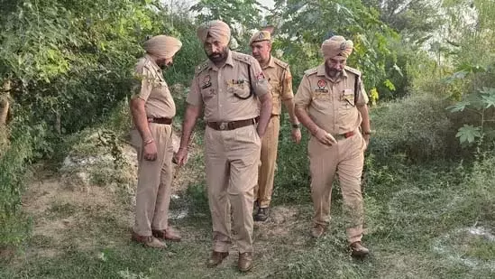 पंजाब के अमृतसर में मुठभेड़ में खालिस्तानी भित्तिचित्र का आरोपी घायल पंजाब के अमृतसर में मुठभेड़ में खालिस्तानी भित्तिचित्र का आरोपी घायल