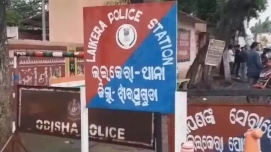 झारसुगुड़ा में शराब पीने पर मारपीट, व्यक्ति की हत्या झारसुगुड़ा में शराब पीने पर मारपीट, व्यक्ति की हत्या
