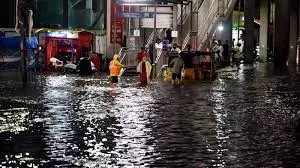 Hyderabad में भारी बारिश और बाढ़ की स्थिति, नामपल्ली में सबसे अधिक 11.75 सेमी बारिश दर्ज Hyderabad में भारी बारिश और बाढ़ की स्थिति, नामपल्ली में सबसे अधिक 11.75 सेमी बारिश दर्ज