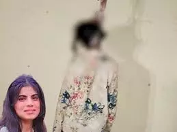Faridabad: बीटेक छात्रा ने यूनिवर्सिटी में जान दी Faridabad: बीटेक छात्रा ने यूनिवर्सिटी में जान दी