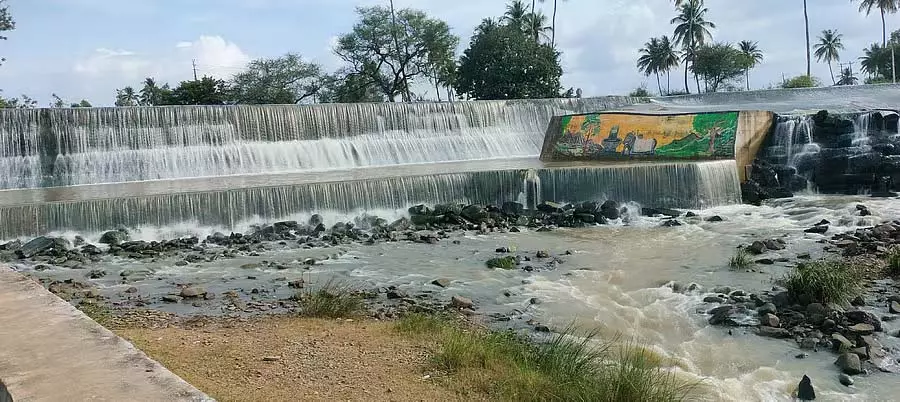 Karnataka ; जलाशय की शोभा Karnataka ; जलाशय की शोभा