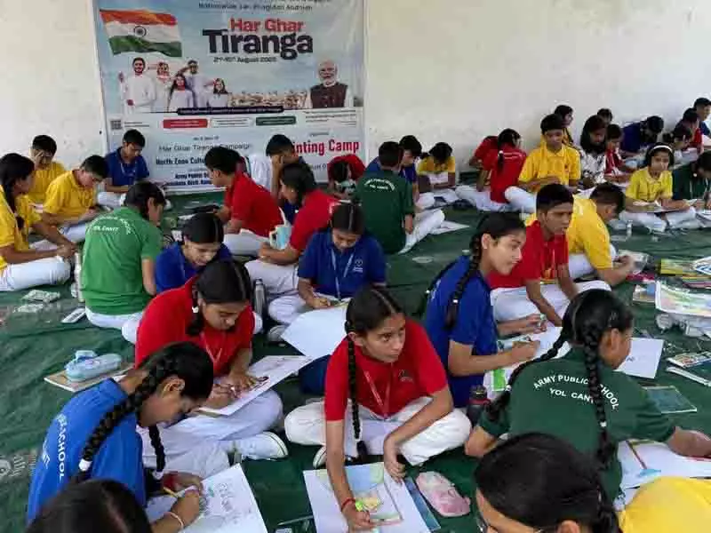 APS के छात्रों ने राष्ट्र के गौरव को चित्रित किया APS के छात्रों ने राष्ट्र के गौरव को चित्रित किया