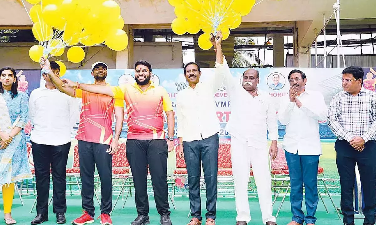 VMRDA के स्थापना दिवस के उपलक्ष्य में खेल उत्सव का आयोजन VMRDA के स्थापना दिवस के उपलक्ष्य में खेल उत्सव का आयोजन