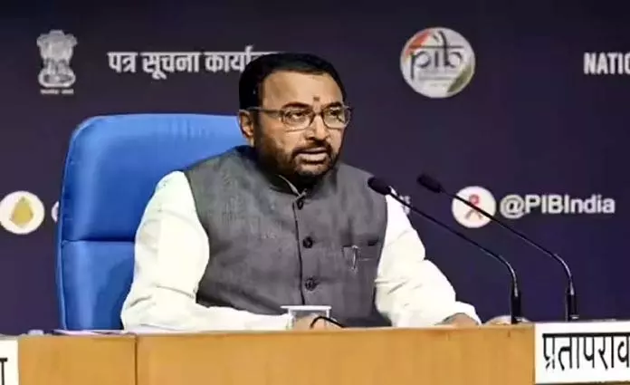 कांग्रेस ने देश में दो प्रधानमंत्री और दो संविधान की अनुमति दी: Jadhav कांग्रेस ने देश में दो प्रधानमंत्री और दो संविधान की अनुमति दी: Jadhav
