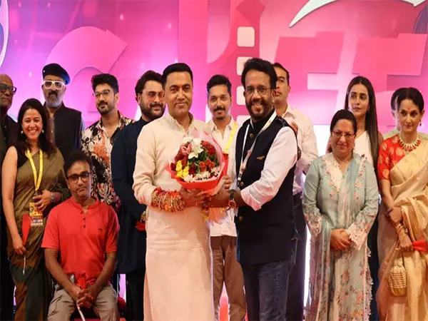 गोवा के CM प्रमोद सावंत ने पणजी में 14वें गोवा मराठी फिल्म महोत्सव का किया उद्घाटन गोवा के CM प्रमोद सावंत ने पणजी में 14वें गोवा मराठी फिल्म महोत्सव का किया उद्घाटन