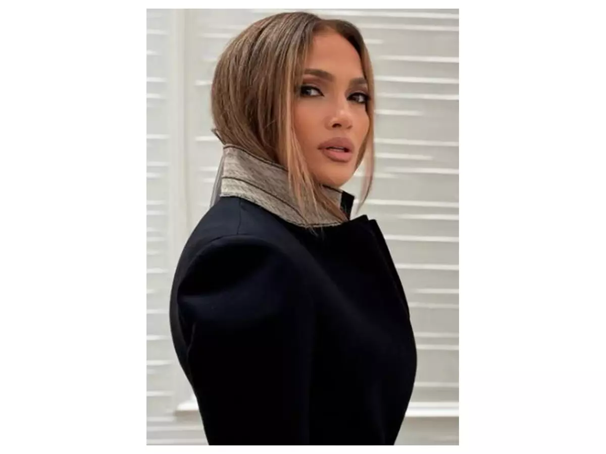 Jennifer Lopez को इस्तांबुल स्टोर में नहीं मिला प्रवेश Jennifer Lopez को इस्तांबुल स्टोर में नहीं मिला प्रवेश