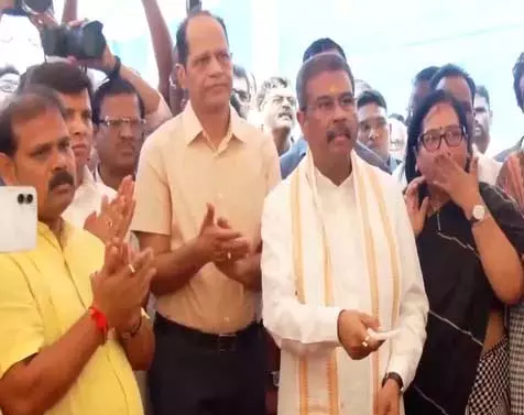 Odisha: केंद्रीय मंत्री धर्मेंद्र प्रधान ने गंजम में पहले विलवणीकरण संयंत्र का किया उद्घाटन Odisha: केंद्रीय मंत्री धर्मेंद्र प्रधान ने गंजम में पहले विलवणीकरण संयंत्र का किया उद्घाटन