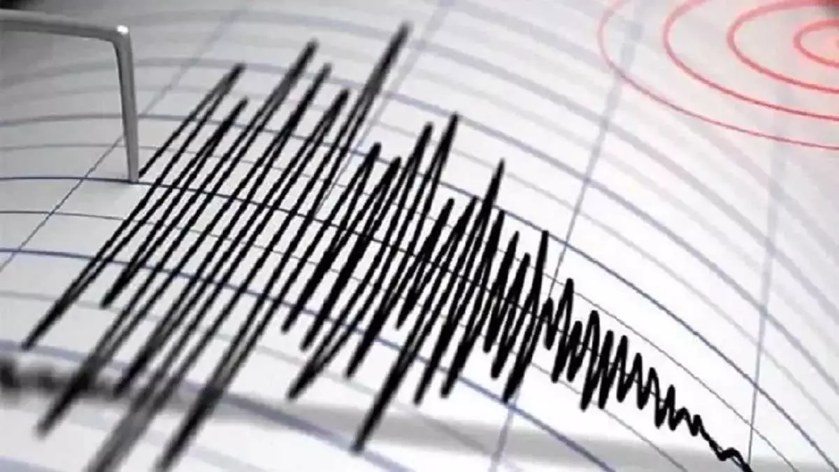 तुर्की में 6.0 तीव्रता का भूकंप, लोग दहशत में तुर्की में 6.0 तीव्रता का भूकंप, लोग दहशत में