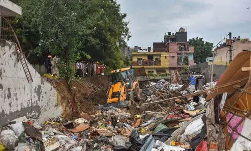 काला शनिवार: राजधानी में एक दिन में 12 लोगों की जान गई