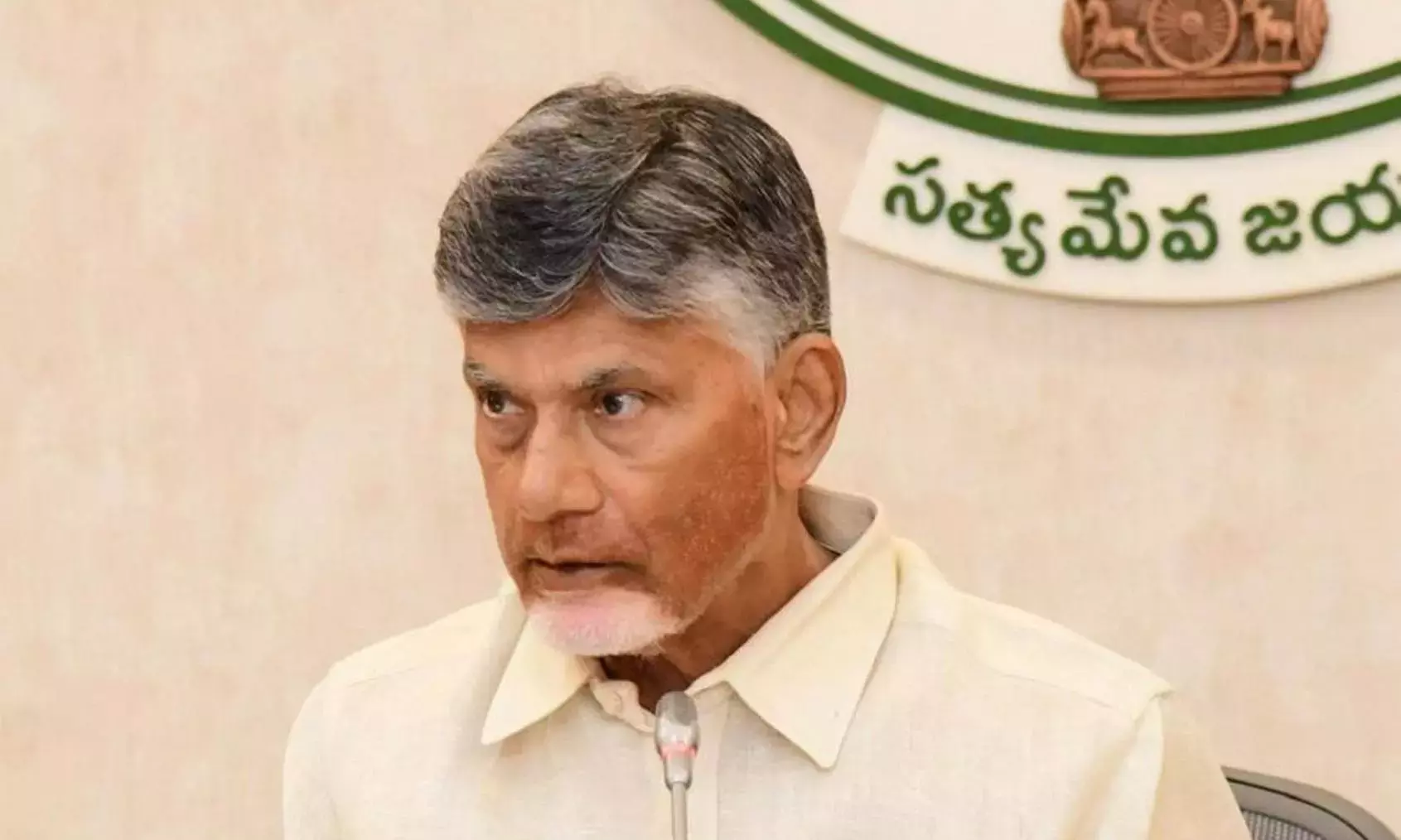 CM Naidu ने आदिवासी और मैदानी क्षेत्रों के लिए समान विकास का संकल्प लिया